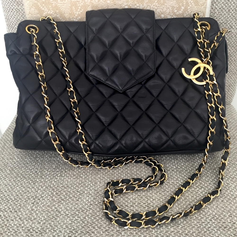Vintage CHANEL bag